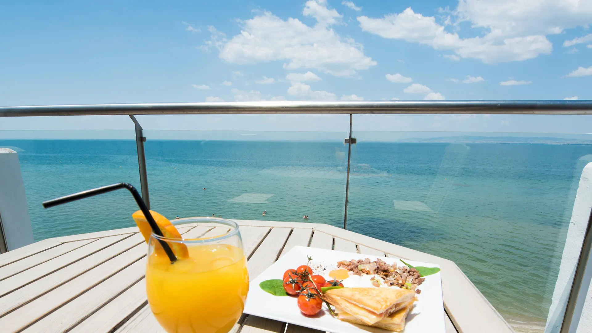 Golden Star City Resort Peraia  4*, Peraia (Thessaloniki) Greece